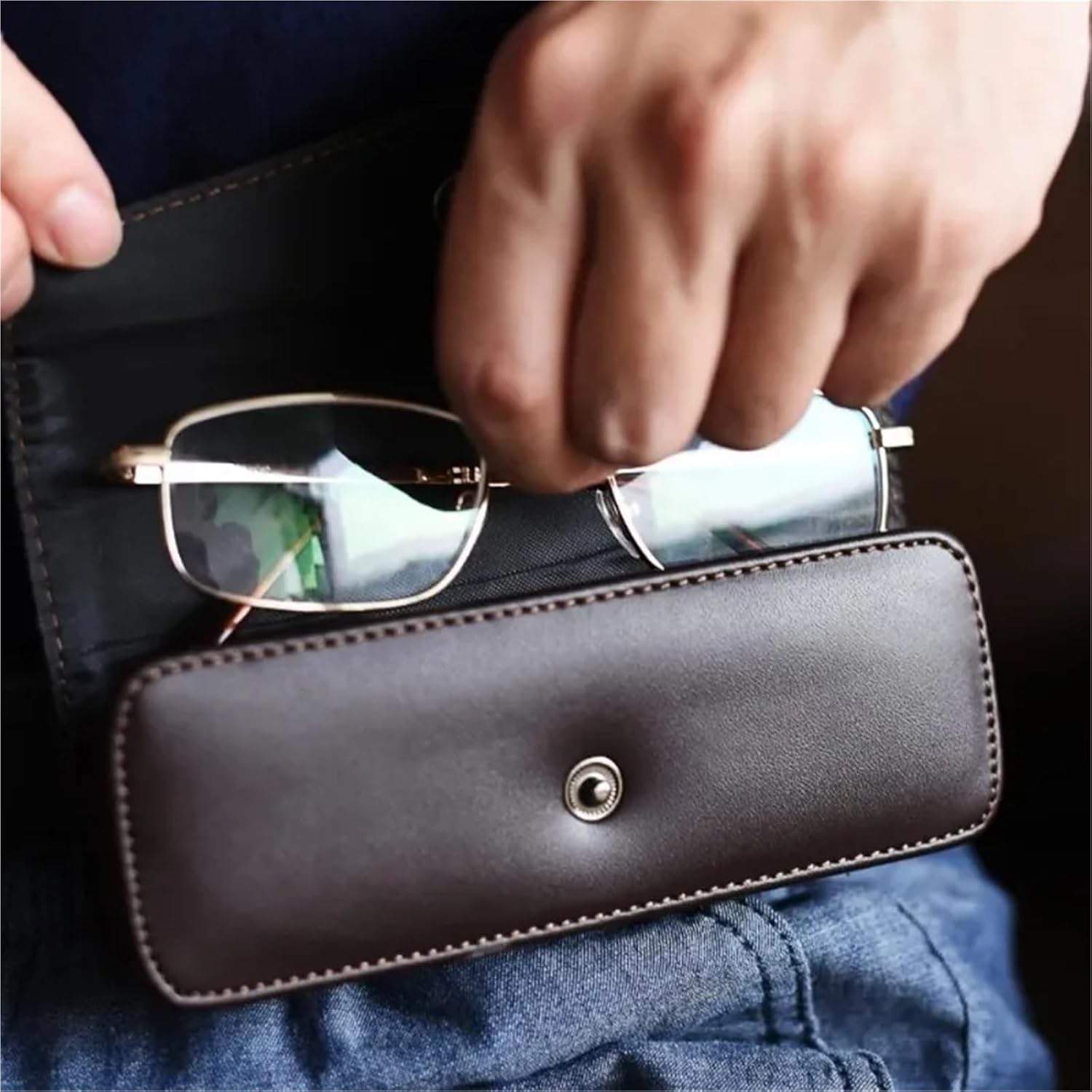 Belt Wearable PU Glasses Case Men Portable Leather Reading Storage Box Phone Bags And Tool Carrying Cases For Storing Eyeglasses(Dark brown)