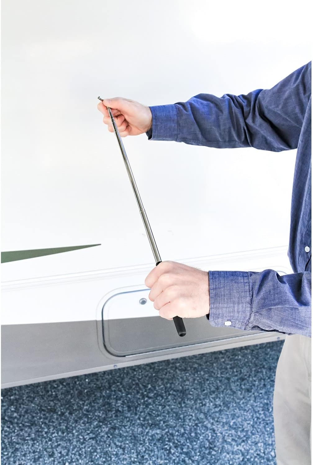 Camco RV Easy Reach Awning Opener | Extends from 11-inches to 47-inches with a Telescopic Design | (42544)