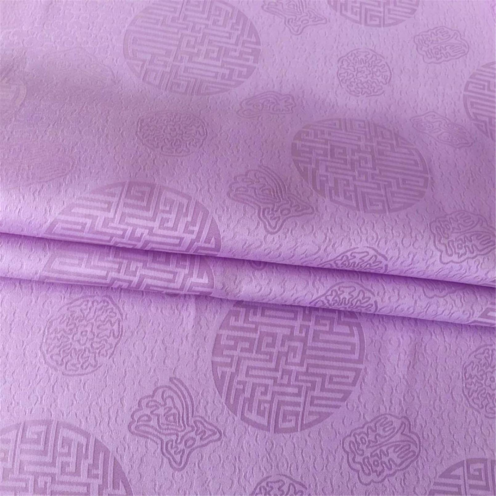 Tissu brocart jacquard en soie pour coudre une robe Hanfu ou chemise Tang élégante