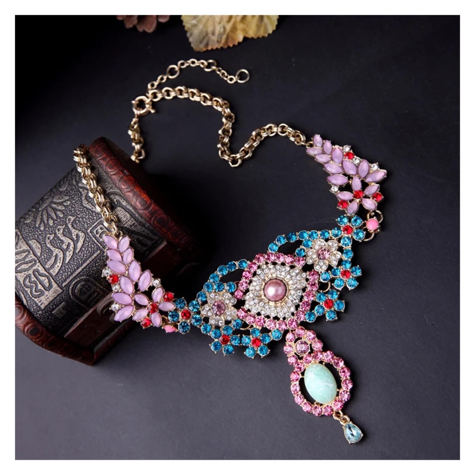Collier avec pendentif vintage, déclaration bohème pour femme.