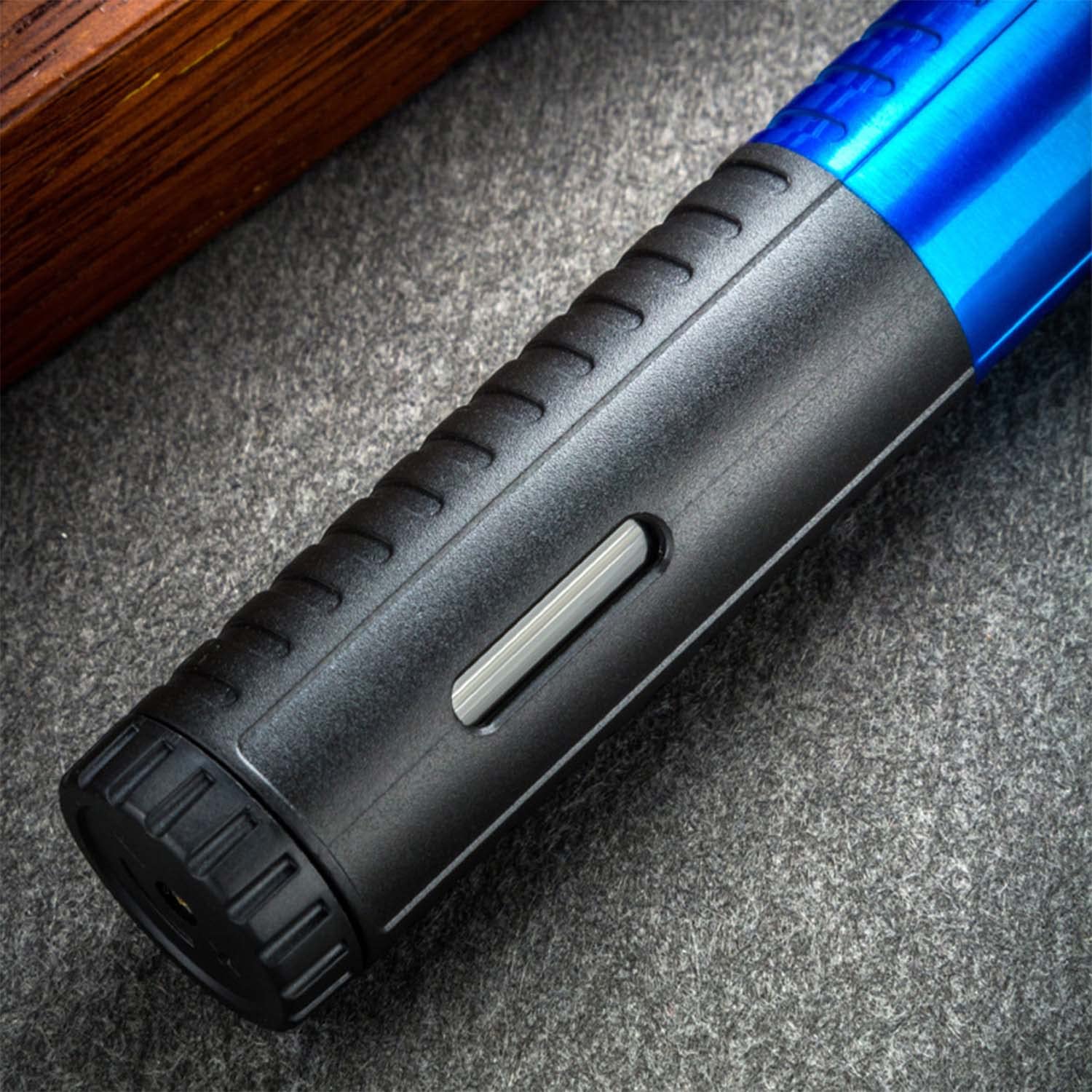 Cigarro Encendedor Portátil Titular de Cigarros Superior Soplete de Butano Llama de Chorro Potente Ajustable a Prueba de Viento Recargable Humidor Tamaño (Gasolina No Incluida)