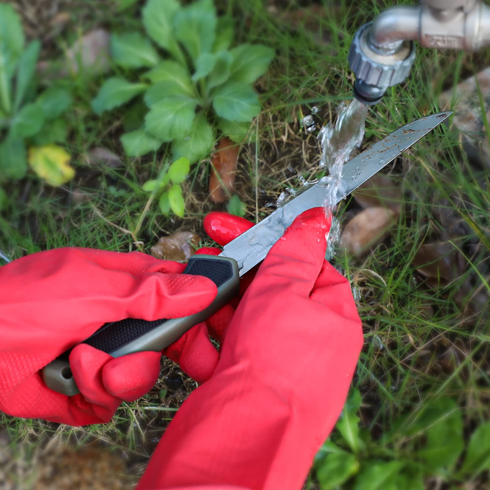 Swiss+Tech Field Dressing Kit, 10Piece Hunting Knife Set with Caping