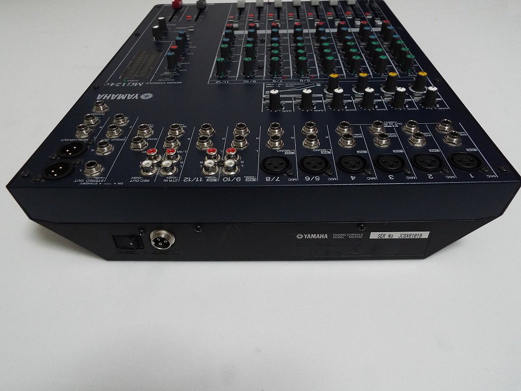 Amazon | ヤマハ ミキシングコンソール MG124C | ミキサー | 楽器 