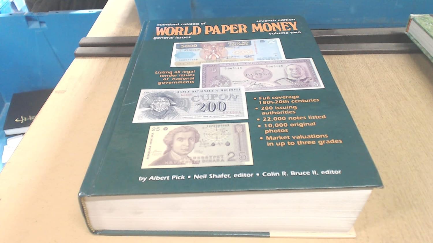 Standard Catalog of World Paper Money - Volume 2: General Issues      Hardcover – January 1, 1994