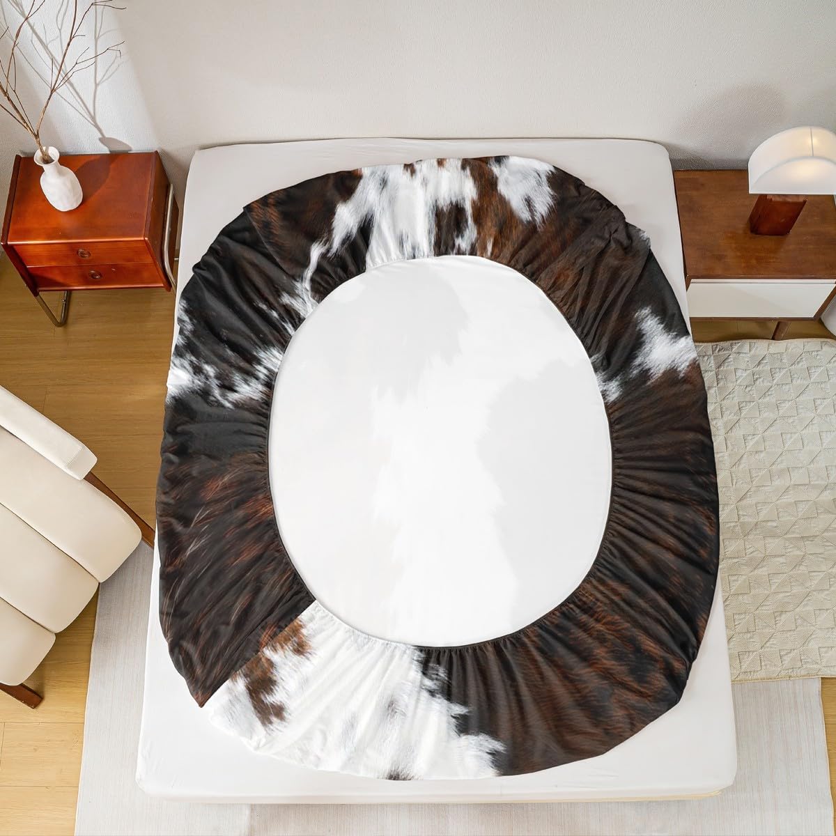 Cowhide Print Fitted Sheet Queen Size 3 Pcs, Cow Fur Pattern Theme Bedding Deep Pocket for Home Bedroom Decor, Maroon (1 Fitted Sheet+2 Pillowcases) No Flat Sheet