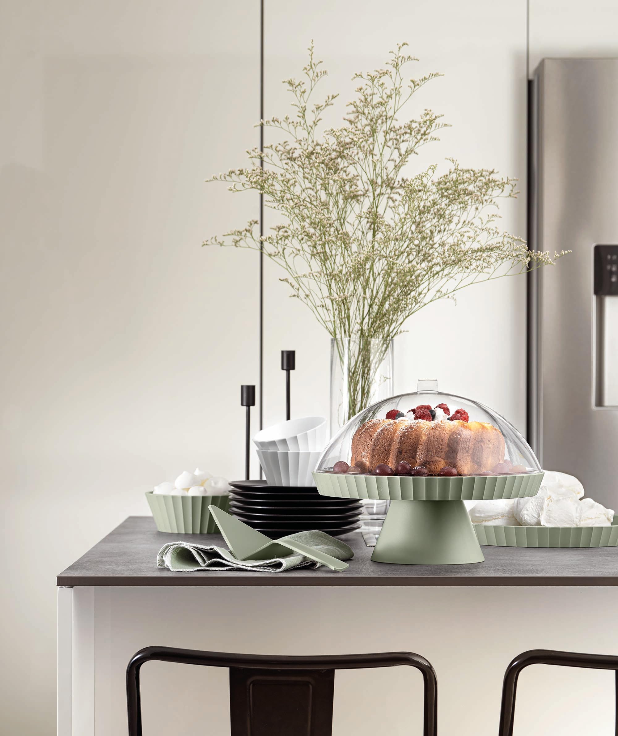 Blim Plus – Agorà Carbon Black Ø 30 cm avec calotte et pelle – Porte-gâteaux au fromage Accessoire Patisserie – Fabriqué en Italie
