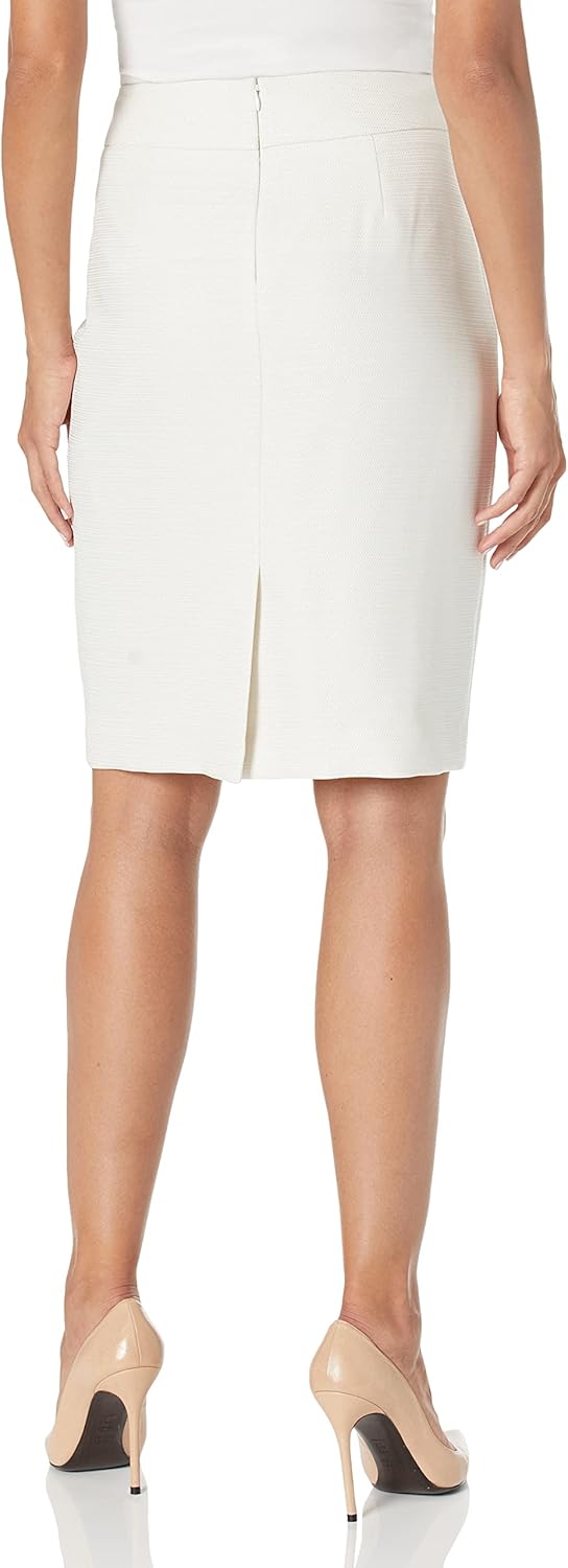 Le Suit Womens Jacket/Skirt Suit - Image 4