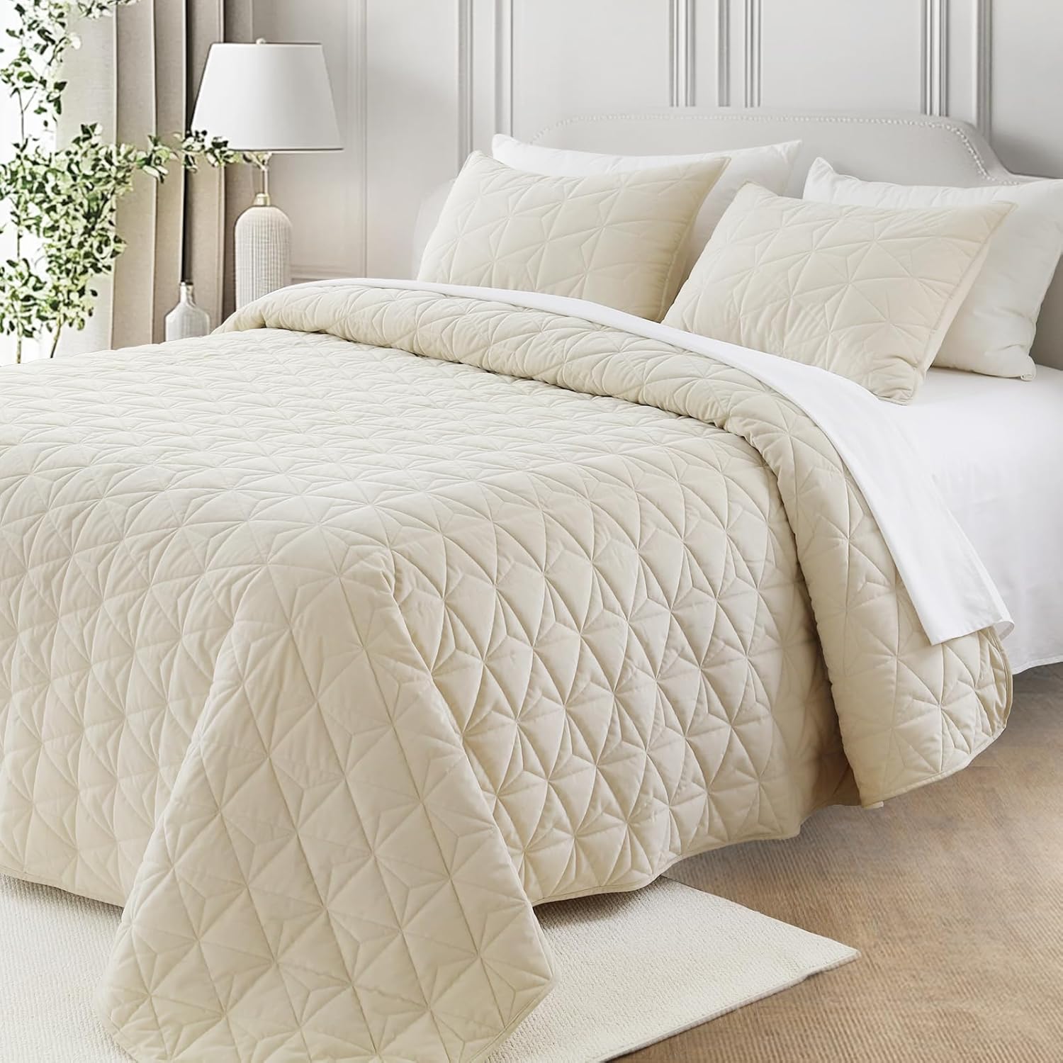 King Luxury Velvet Quilt Set - 104"x90" Geometric Stitched Triple-Layered Lightweight All-Season Coverlet with 2 Pillow Shams, Beige Beige King