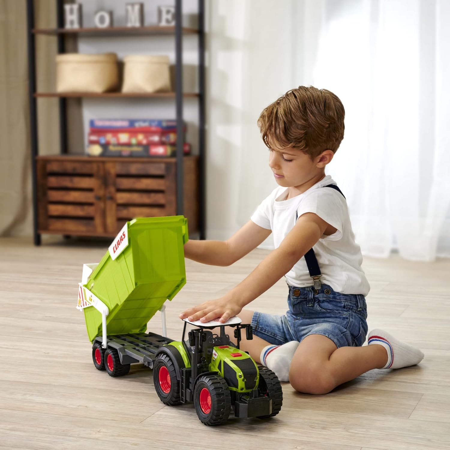 Dickie 203739004ONL Claus Tractor + Trailer – 65 cm – Children's Toy – Freewheel Mechanism – Agricultural Vehicle – Sound and Light – Suitable for Ages 3 and Above