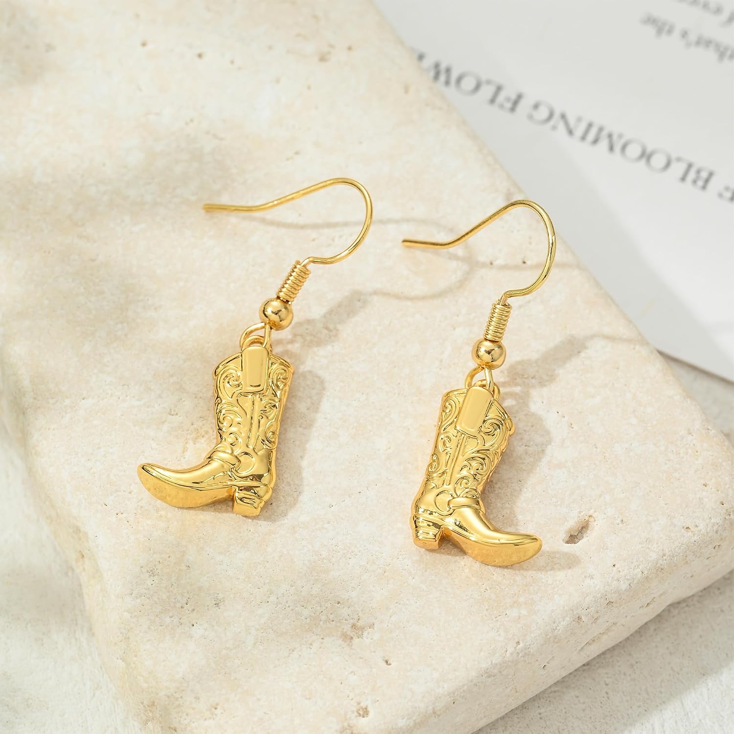 Western Cowgirl Earrings for Women - Vintage Gold Hat Bull Turquoise Boot Earrings, Western Country Concert Rodeo Jewelry Gifts Rodeo Cowboy Cowgirl Outfit Accessories