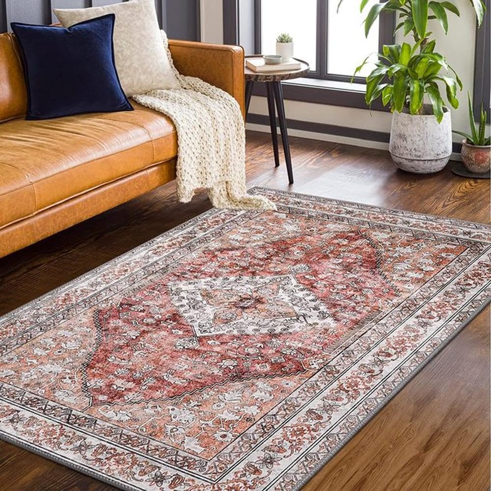 Tapis de salon bohème antique parfait pour créer un coin lecture cosy