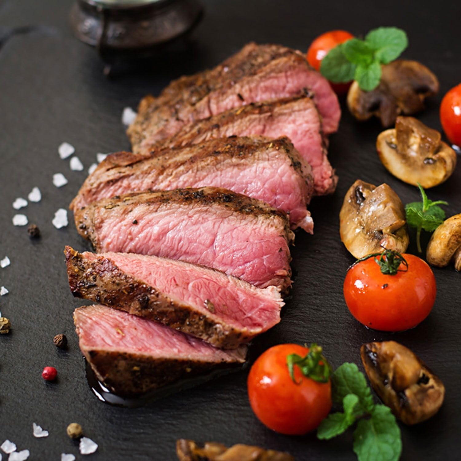 Control panel and integrated grease collection drawer of the GGM Gastro electric griddle.