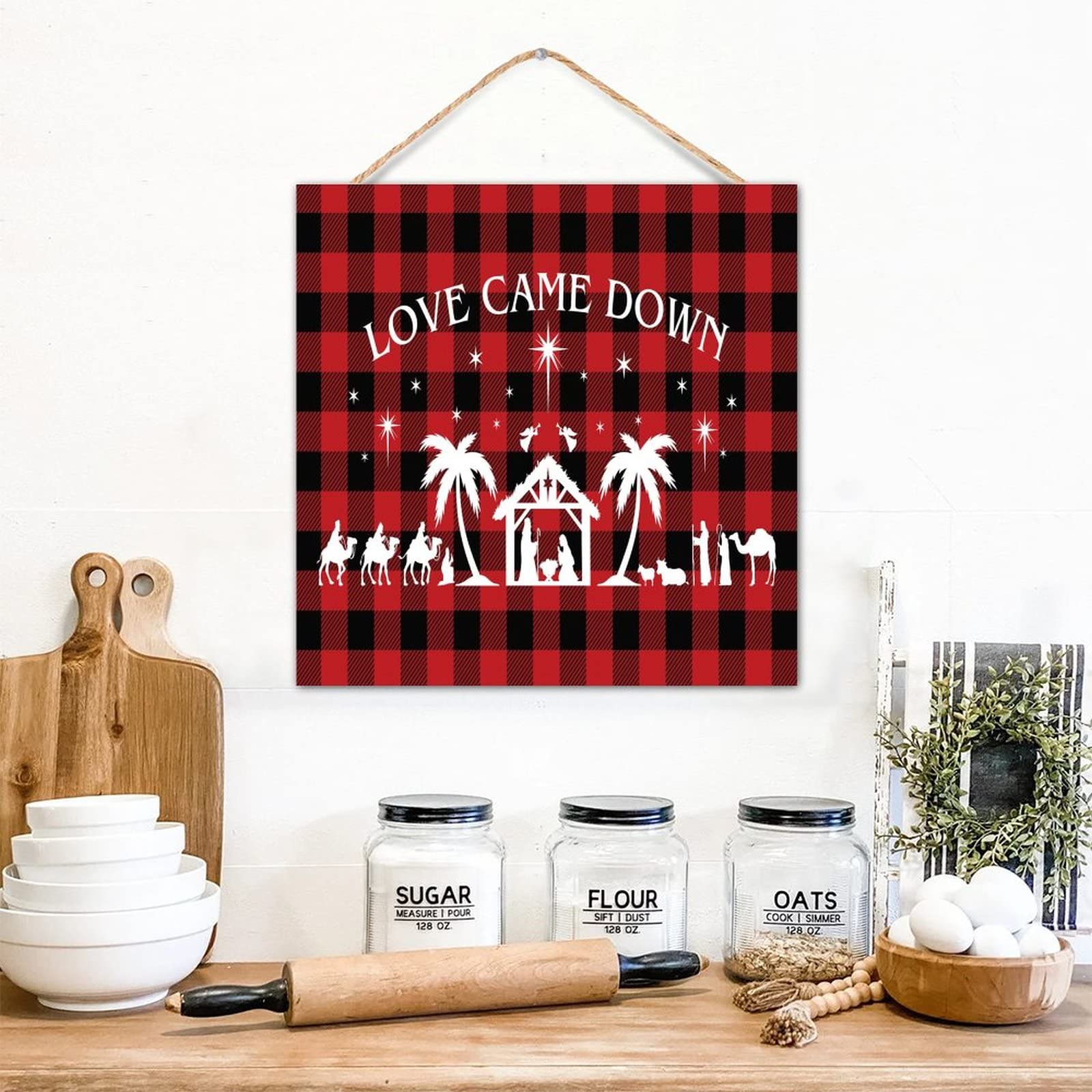Panneau en bois décoratif rustique pour sublimer un mur blanc de salon ou cuisine