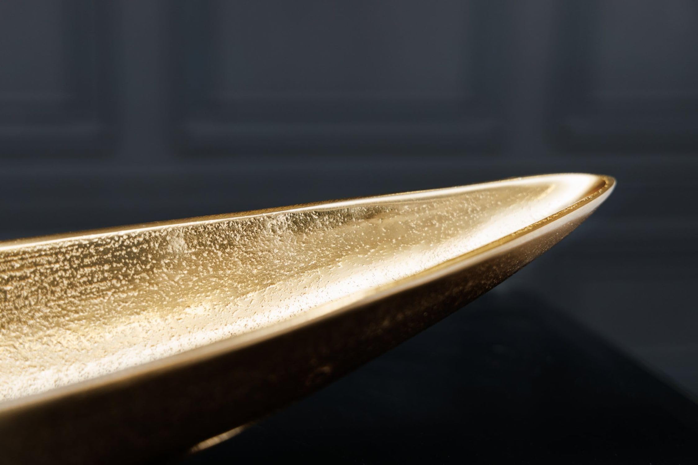 Licht-Erlebnisse Dekoschale länglich groß 82 cm lang aus Metall in Gold Handarbeit Elegantes Design Deko Schale für Schmuck Schlüsse Obstschale Esstisch