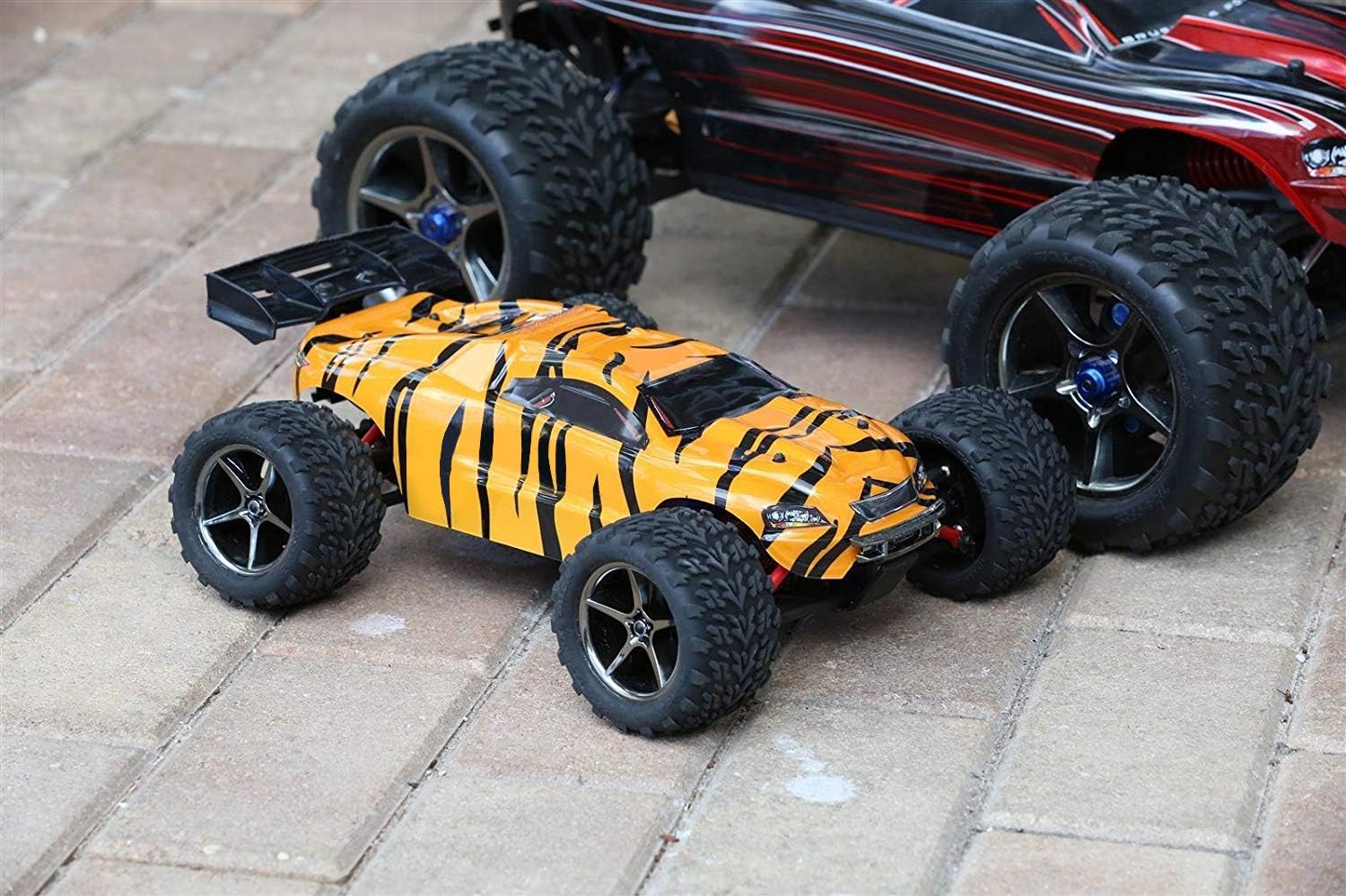 SummitLink Compatible Custom Body Tiger Style Replacement for 1/16 Scale RC Car or Truck (Truck not Included) ERMN-T-03