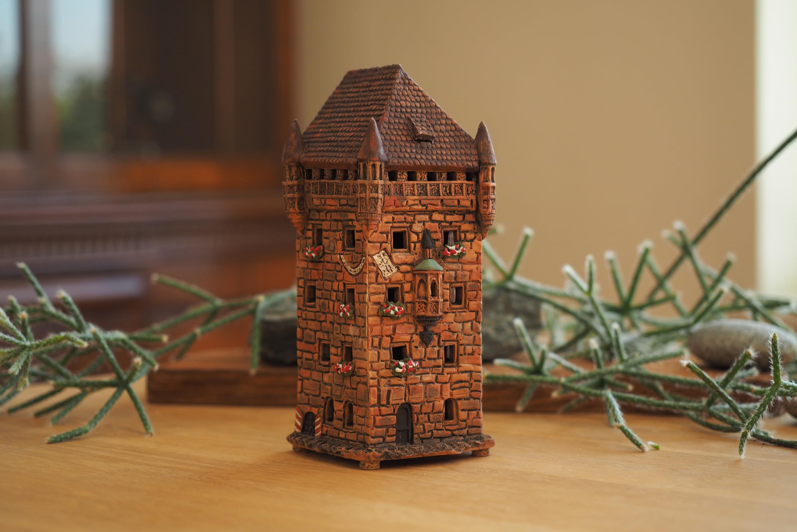 Ceramiczny świecznik na podgrzewacze, dekoracja pokoju, ręcznie wykonany, kolekcjonerski, miniaturowy lekki dom, Nassauer House w Norymberdze A271