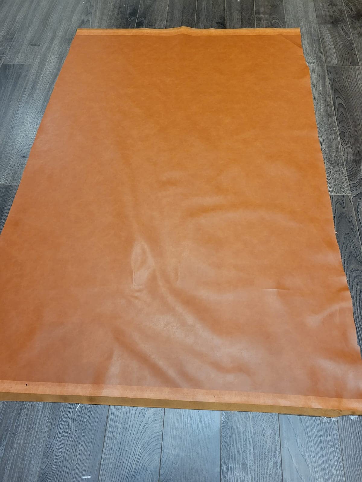 The Yard - Tapicería de vinilo suave y suave de imitación vegana (183 x 137 cm)