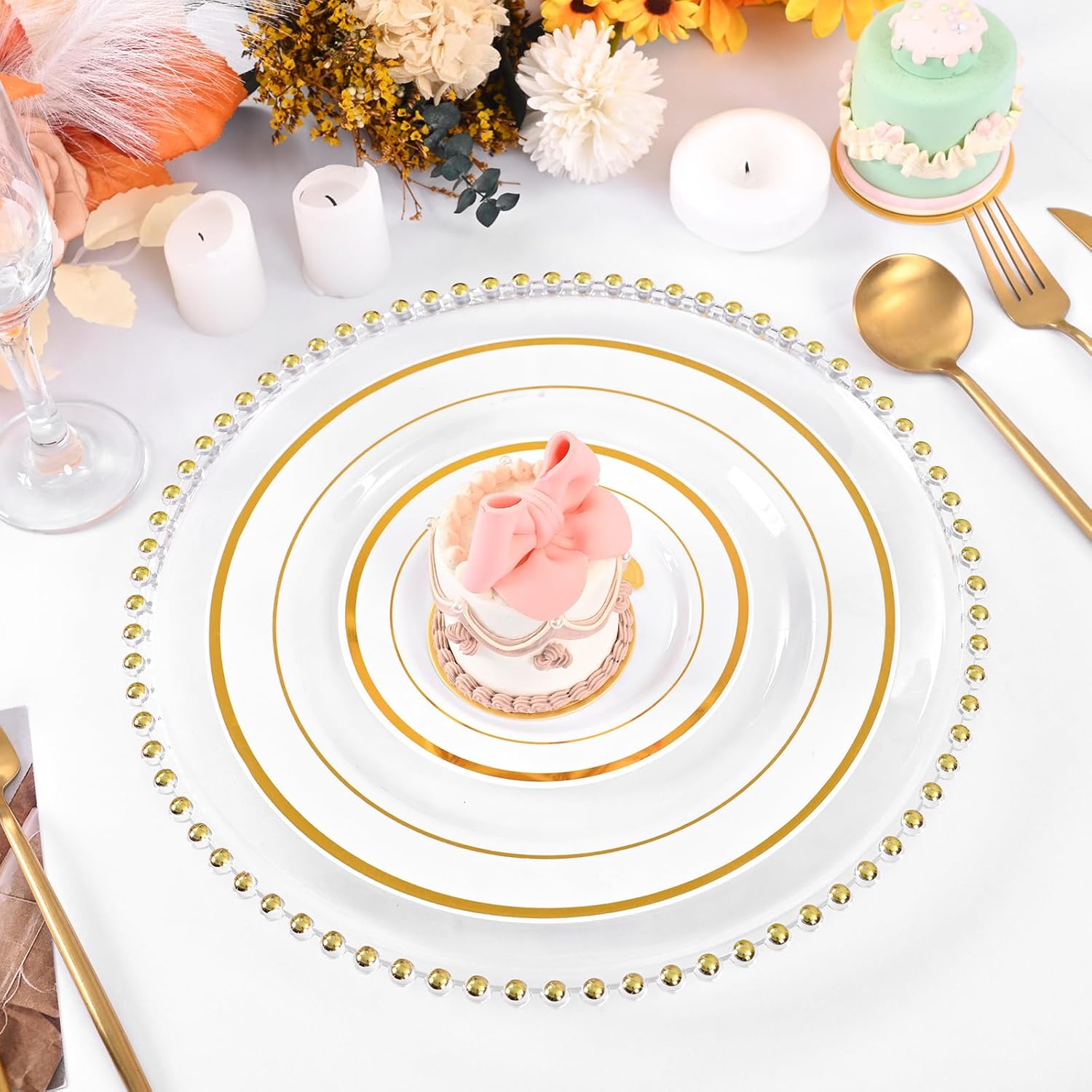 YMHPRIDE 24 Pack Clear Charger Plates Bulk, 13 Inch Plastic Acrylic Round Dinner Plate with Gold Beaded Rim Round Charger Plate Service for Home Wedding Party Event Table Setting Decoration