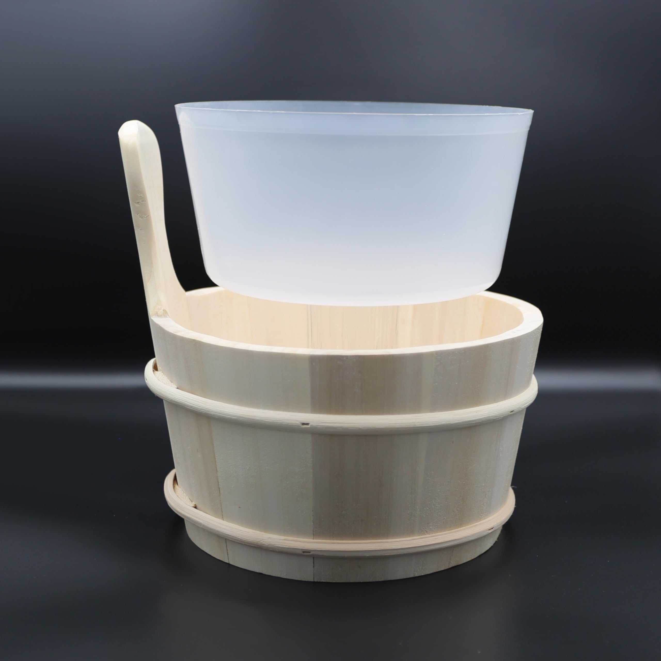 HAF® Seau de sauna Espe 4 litres avec insert et louche de sauna en pin de 40 cm | Seau d'infusion résistant à l'humidité | Accessoires de sauna de qualité supérieure | Fabriqué en Allemagne