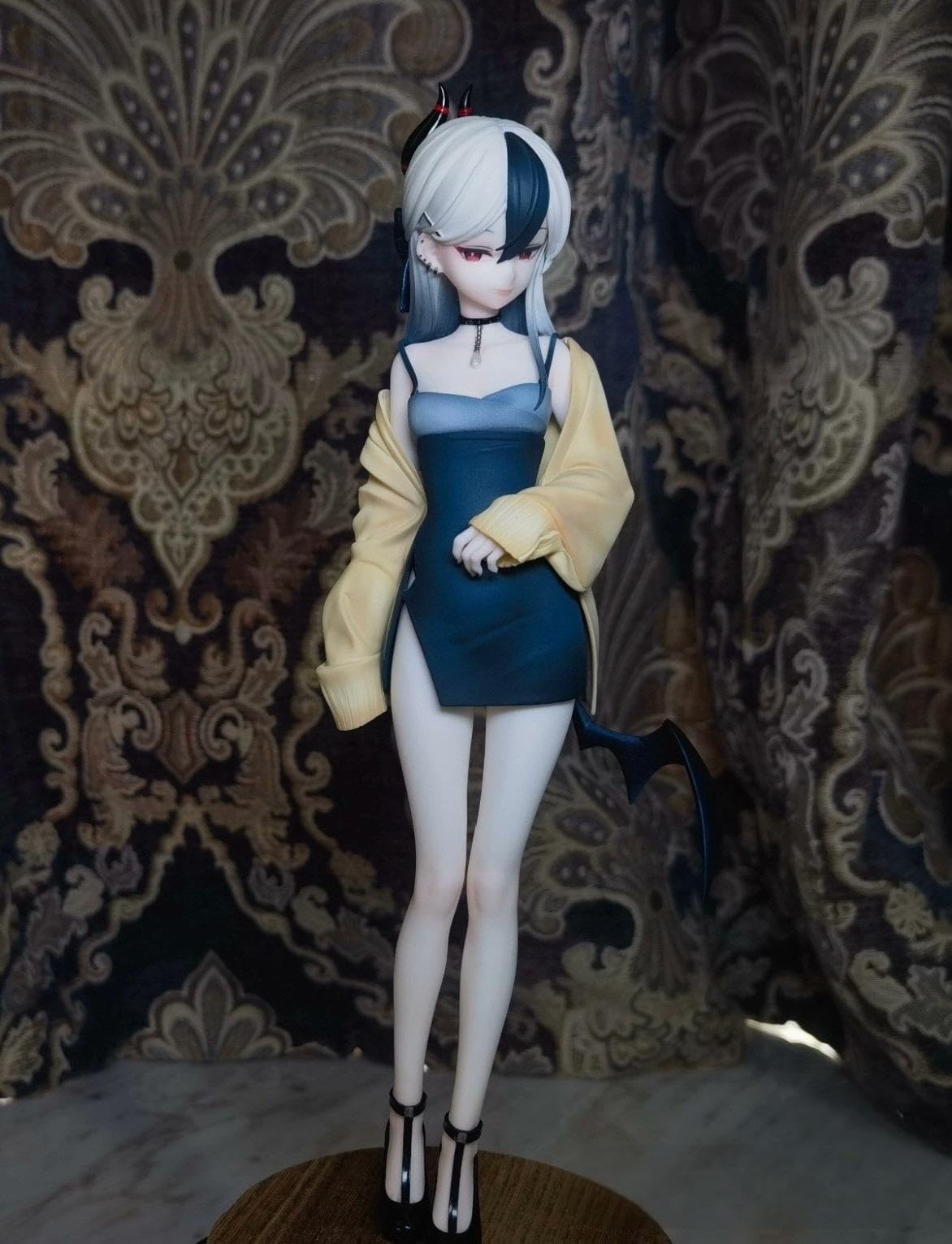 Amazon.co.jp: 鬼方カヨコフィギュア~ドレス版 Ver.1/8高さ約