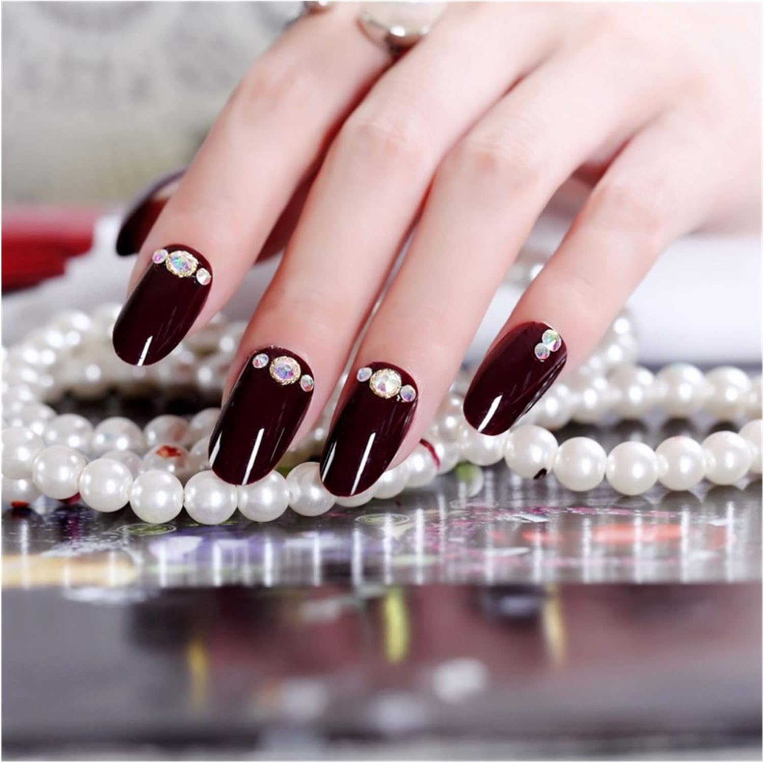 DANSHILONG Nail-Design 24pcs/Box Nails Coffee Bright Bride Shiny Medium Round Head Fake Nails Finished Product Beauty Nail Tips : Beauty & Personal Care
