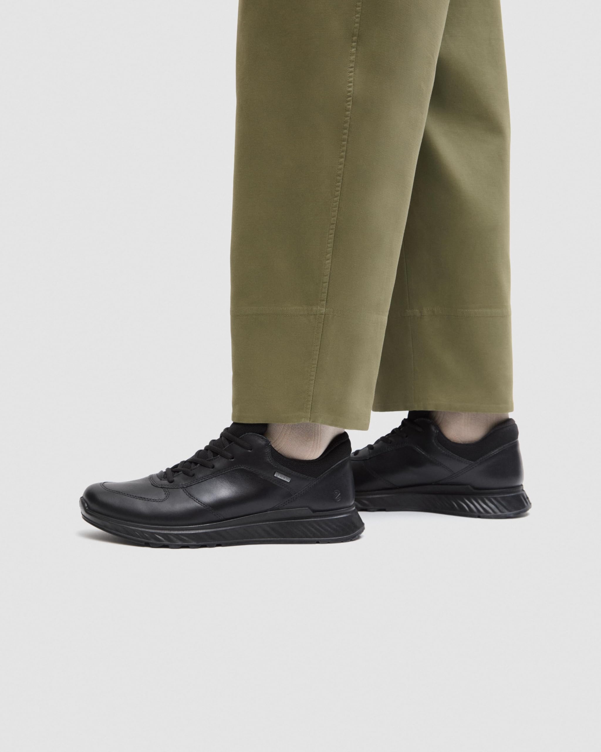 ECCO Mężczyźni exostride mwysokie trampki