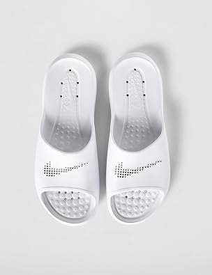 NIKE Men's Victori One Shower Squash Shoe