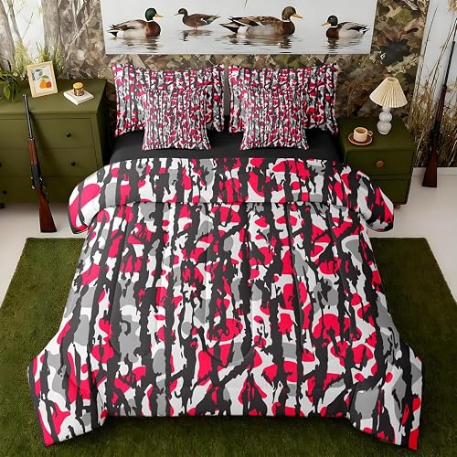 Queen Camouflage Bed in a Bag with Comforter, Sheets, Pillowcases & Cushion Cove