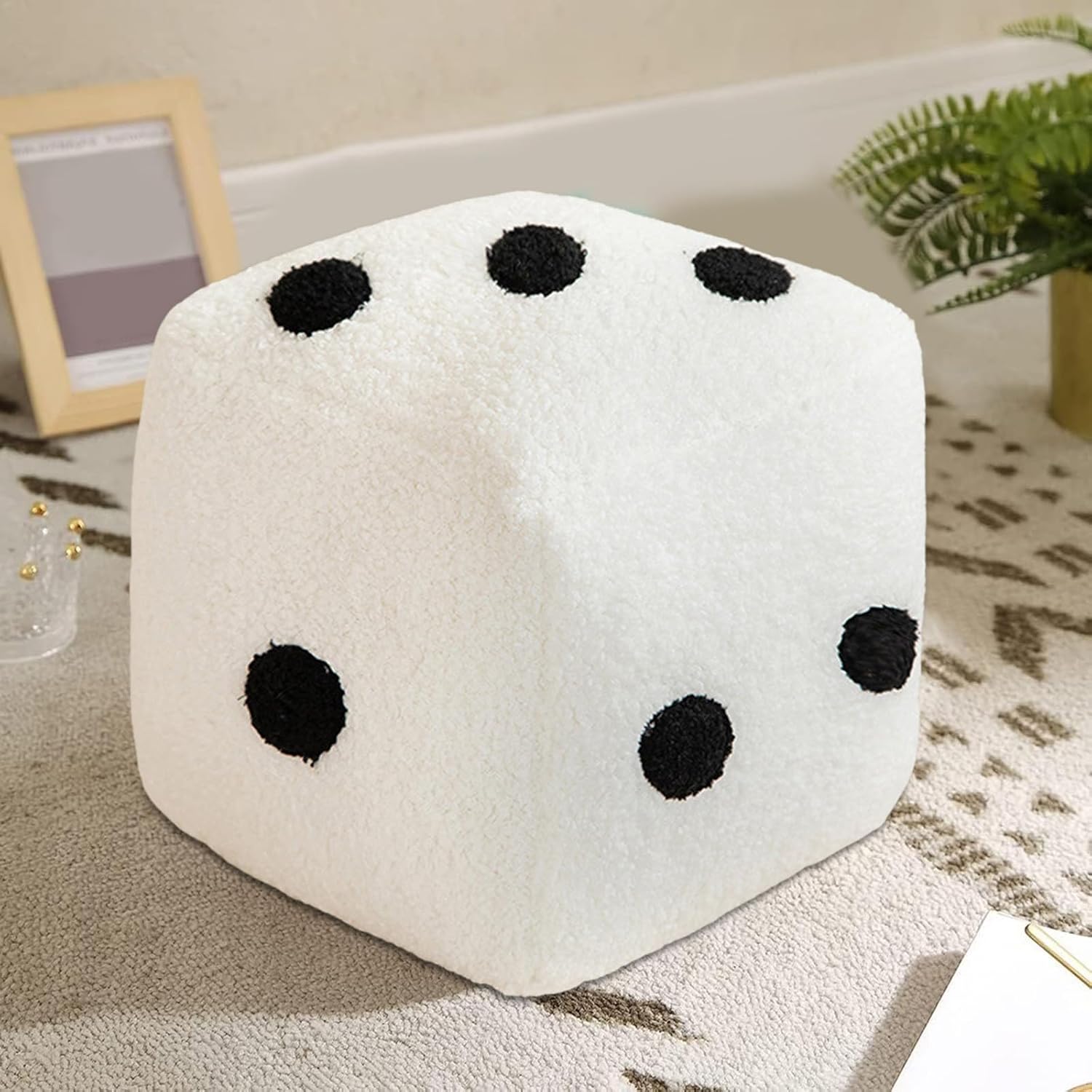 Dice Plush Pillow, Creative Funny Simulation Dice Plush Pillow, Dice Cubic Throw Pillow Dice, Plush Pendant Stuffed Soft Sofa Back Cushion for Couch Bedroom Living Room Car Decor (Black)