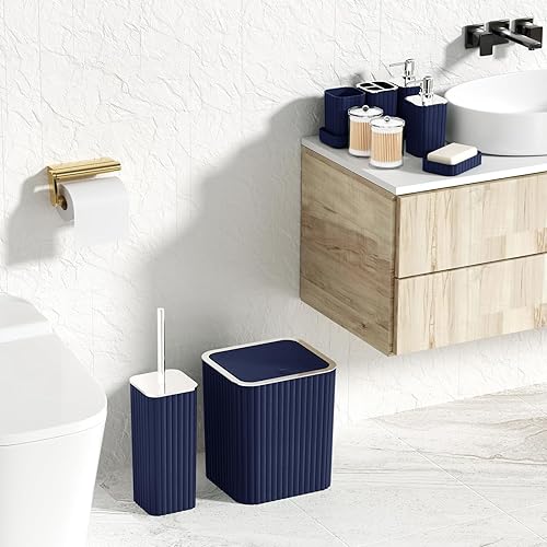 Miniatura 5 de Juego de accesorios de baño azul marino  Precioso juego de accesorios de baño de 10 piezas, cepillo de inodoro, basura, dispensador de soporte Qtip