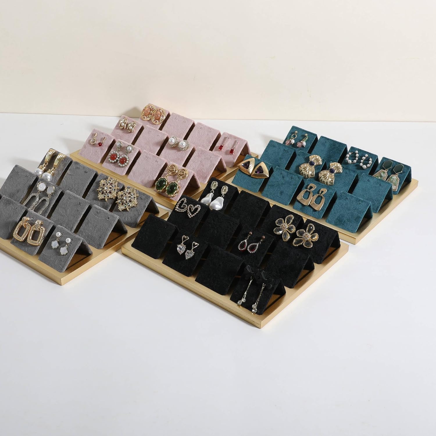 GemeShou Golden coated earring display stand for selling, velvet stud earring holder for jewelry display, Jewlery earring storage organizer tray, studs holder jewelry organizer【Earring holder-Black】