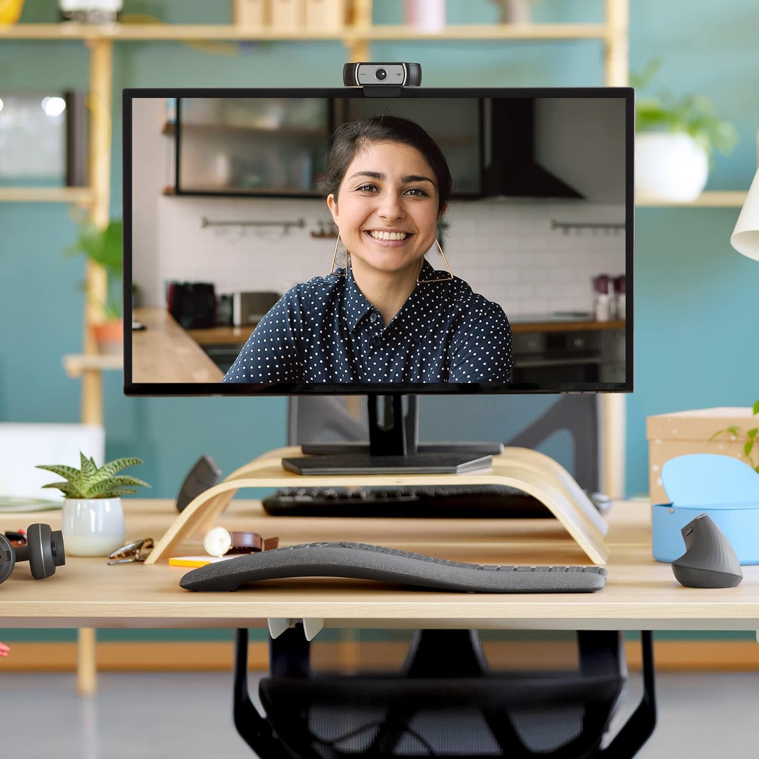 Logitech C930E Business Webcam HD, Videochiamata Full HD 1080p, Progettata Per Aziende, Campo ‎Visivo 90°, USB, Zoom Digitale, Funziona con Skype, Zoom, Cisco, PC/Mac/Laptop/Macbook/Tablet, Nero