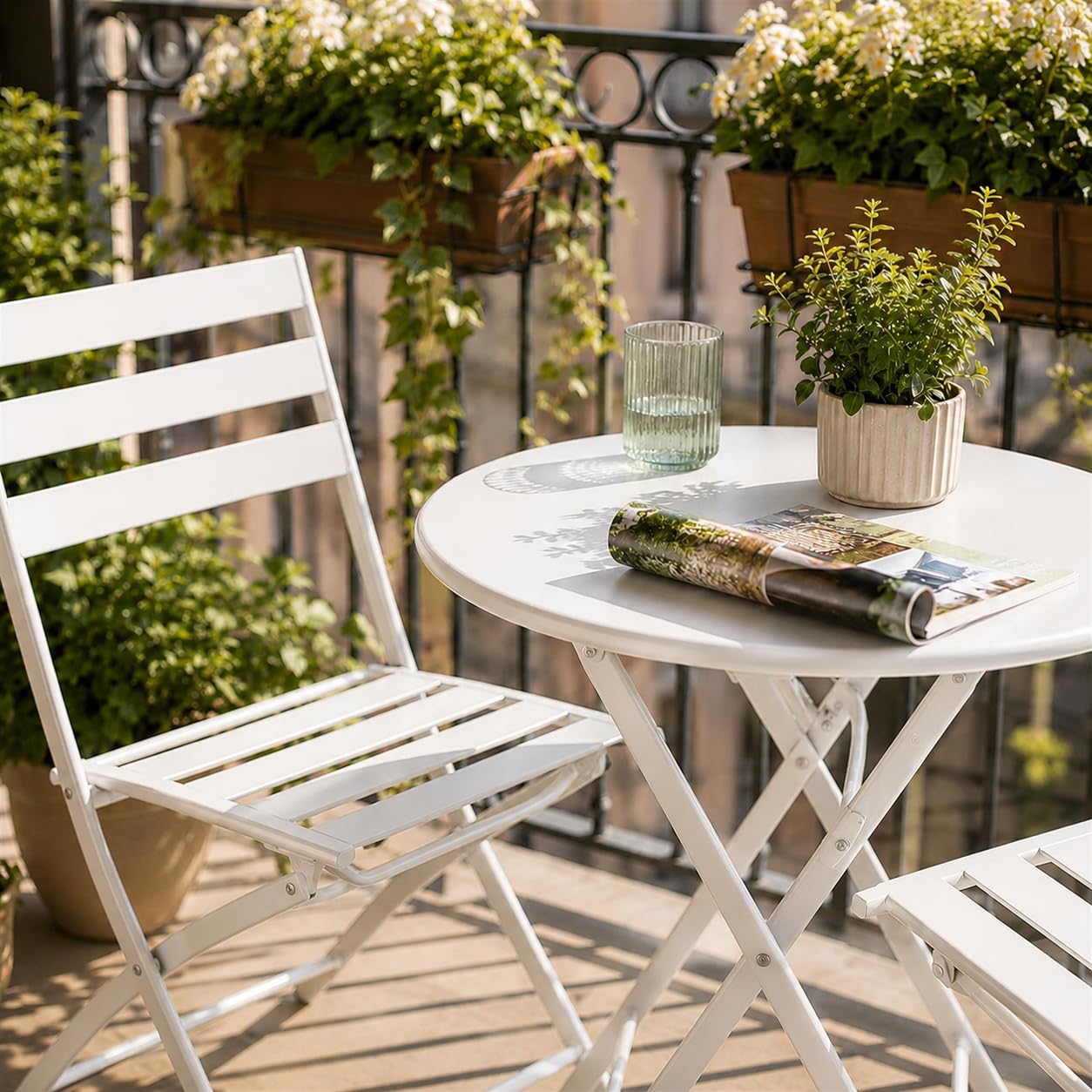 Set Tavolo e 2 Sedie Pieghevoli da Giardino per Balcone (Bianco) | Set bistrot da esterno, tavolo con 2 sedie richiudibili, ideale per balcone e terrazza, pratico e salvaspazio