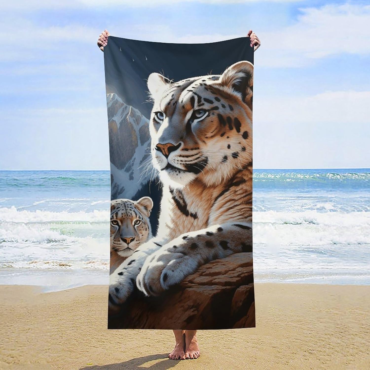 Beach Towel, Mountain Lions Print Large Beach Towel Sports Towel Fitness Towel Portable Beach Towel Vacation Towel