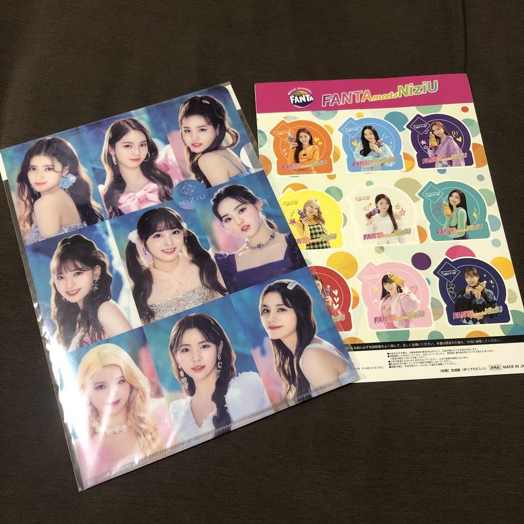 NiziU まとめ売り③ ステッカー