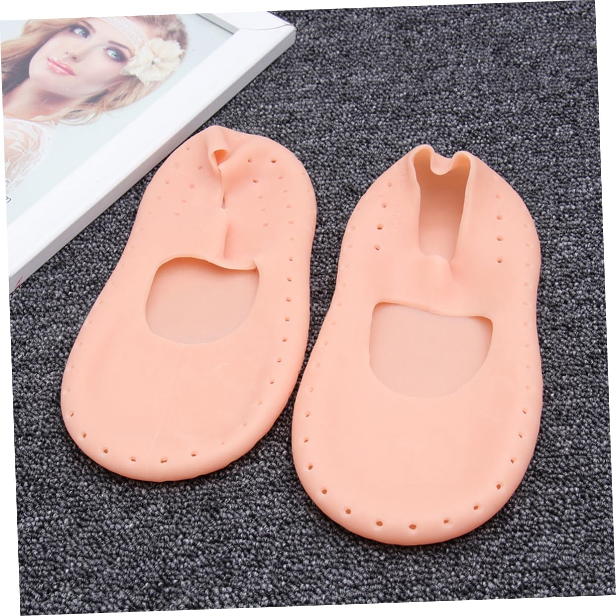 KESYOO 1 Pair Breathable Beach Socks for Men and Women Elastic Boat Socks Skin Color for Water Sports and Home Use Lightweight and Comfortable Design