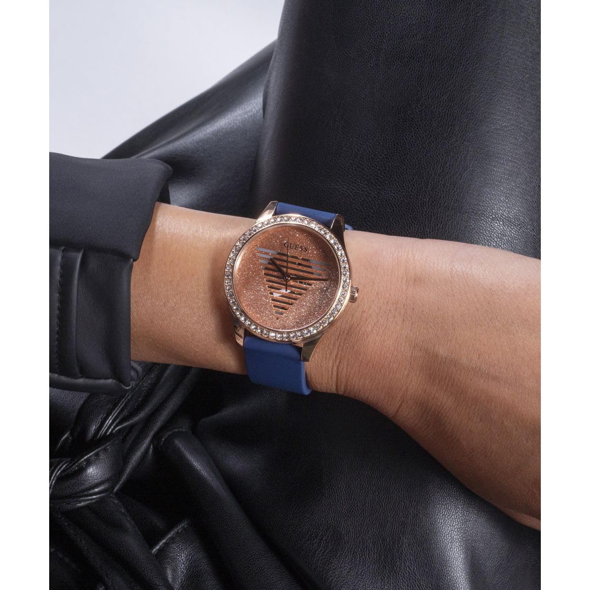 GUESS Reloj para mujer de 38 mm