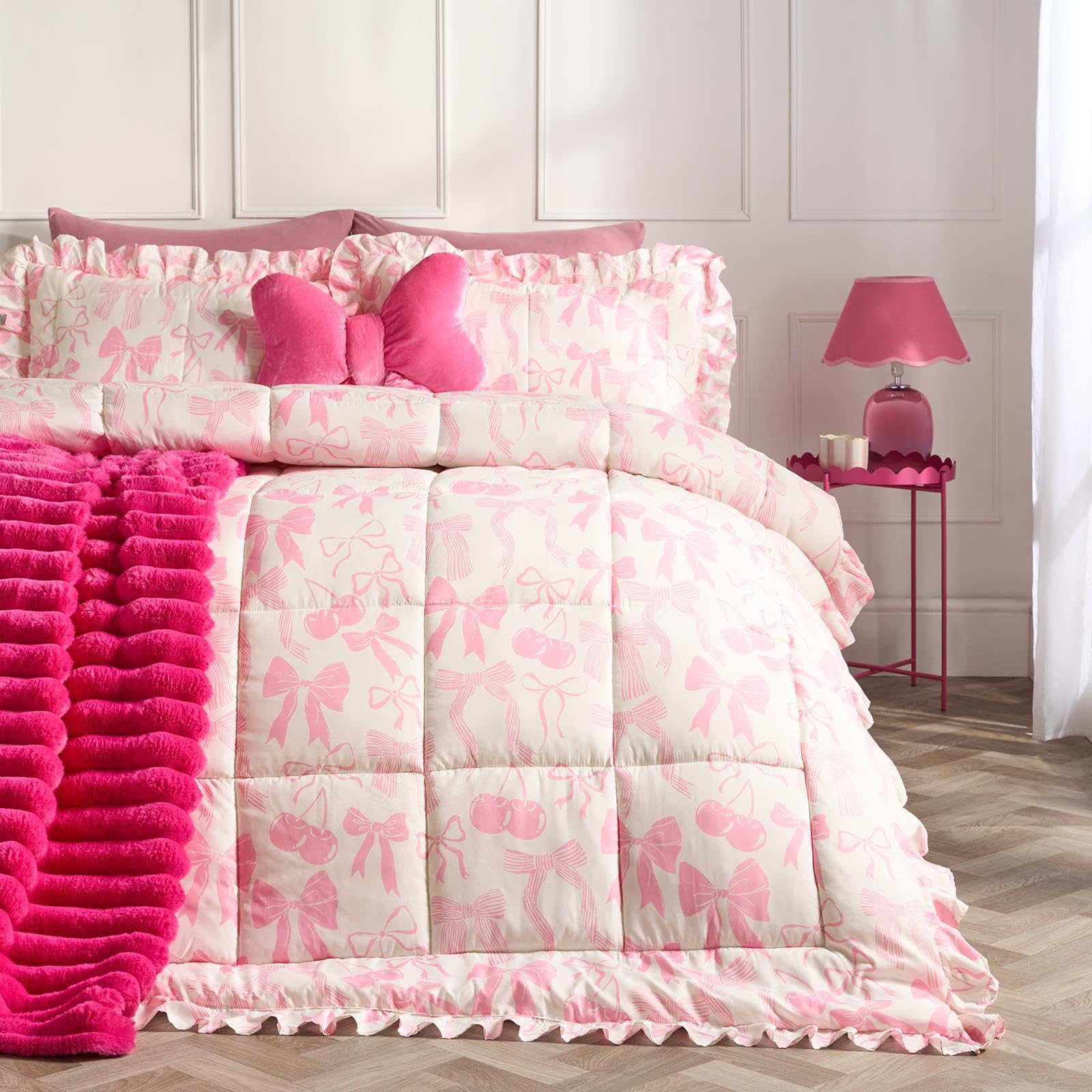 Ohs Bows Frill Edge Coverless 7.5 Tog Duvet Set With PillowcasePink from B&Q