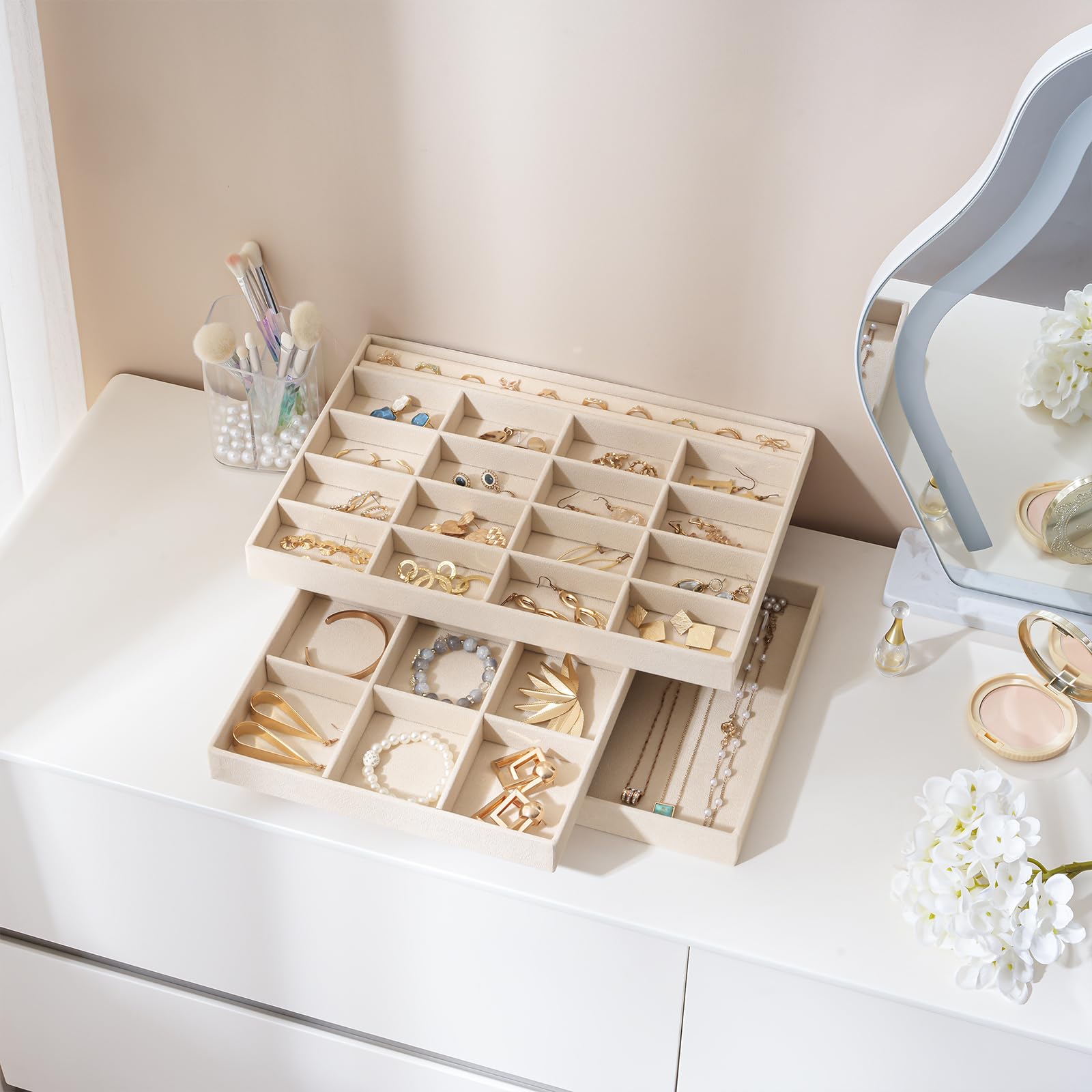 ProCase 3 Bandejas Organizadora para Joyería, Apilables para Cajón Tocador Armario, Exhibidor de Collares Pendientes Pulseras Anillos Relojes, Regalo Ideal para Mujeres y Niñas -Crema