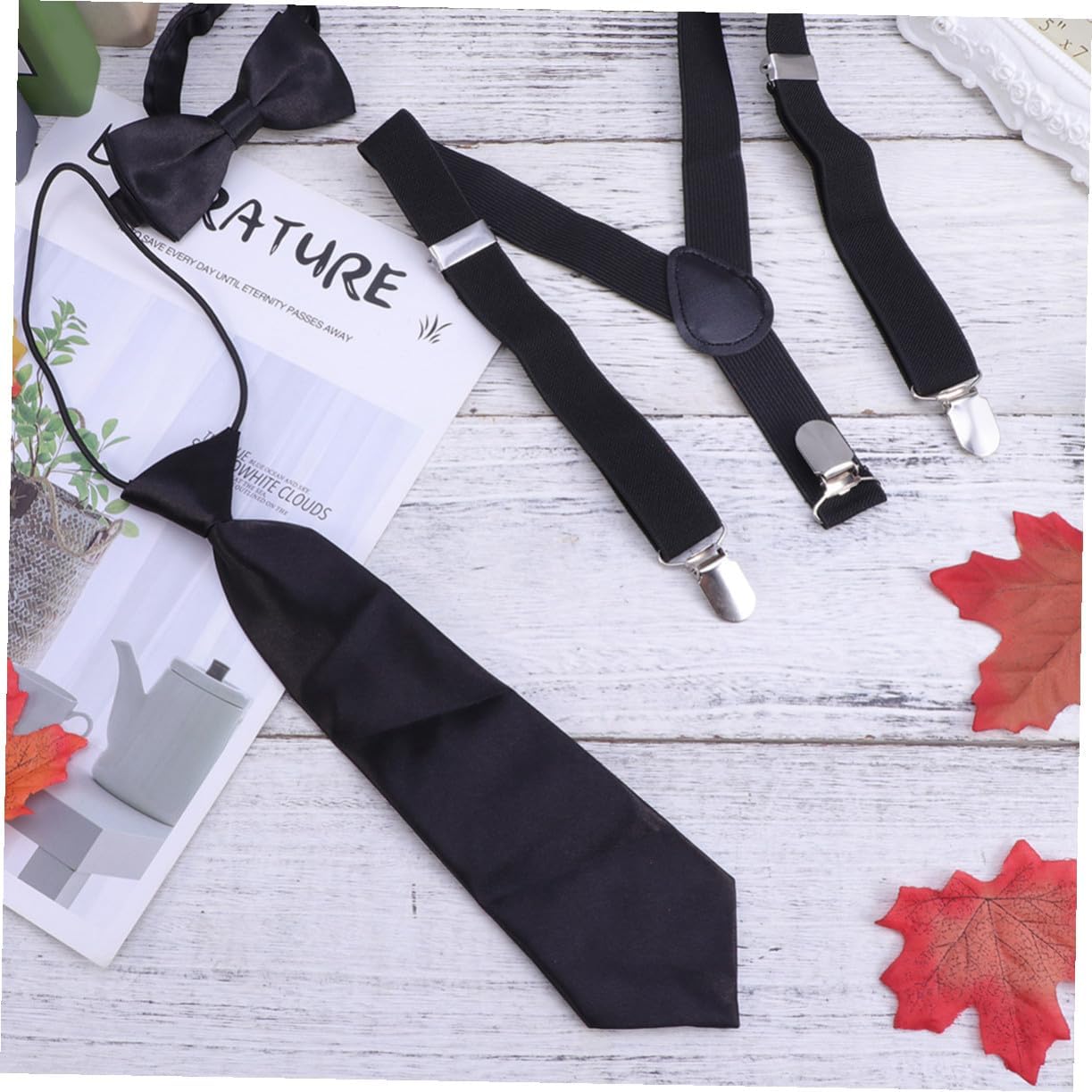 LIOOBO 3pcs Suspenders Necktie Bow Tie Set Elastic Solid Color Braces with Clip Buckle for Boys for Formal Occasions and Everyday Wear