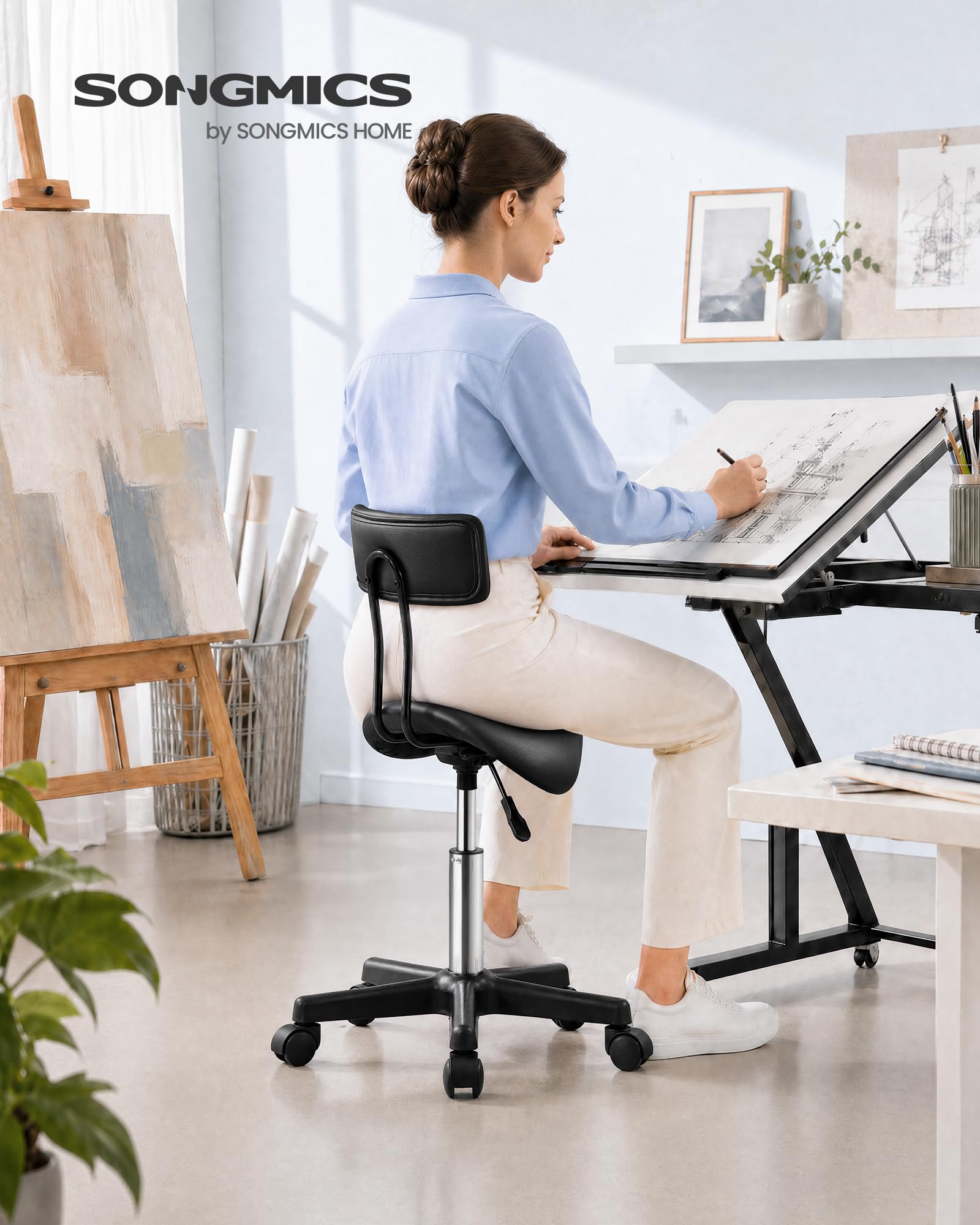 SONGMICS Sattelhocker ergonomisch, Rollhocker höhenverstellbar 360° drehbar, PU, mit Rückenlehne, tintenschwarz