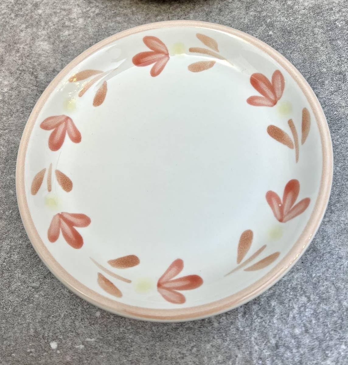 花柄陶器皿2個セット 花柄陶器ボウル2個セット - メルカリ