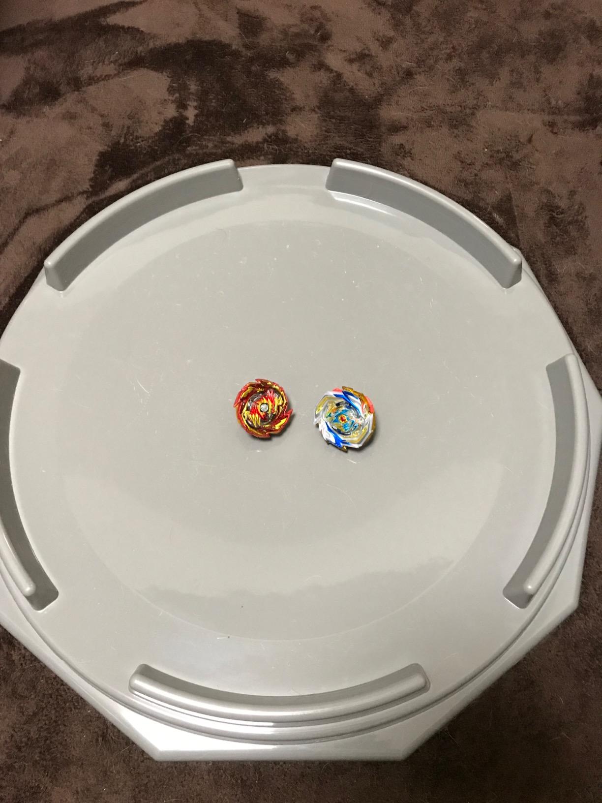 Amazon.co.jp TOYMECA デカゴン スタジアム 超大型競技場, 65cm x 65cm x 8cm (4人～6人) おもちゃ