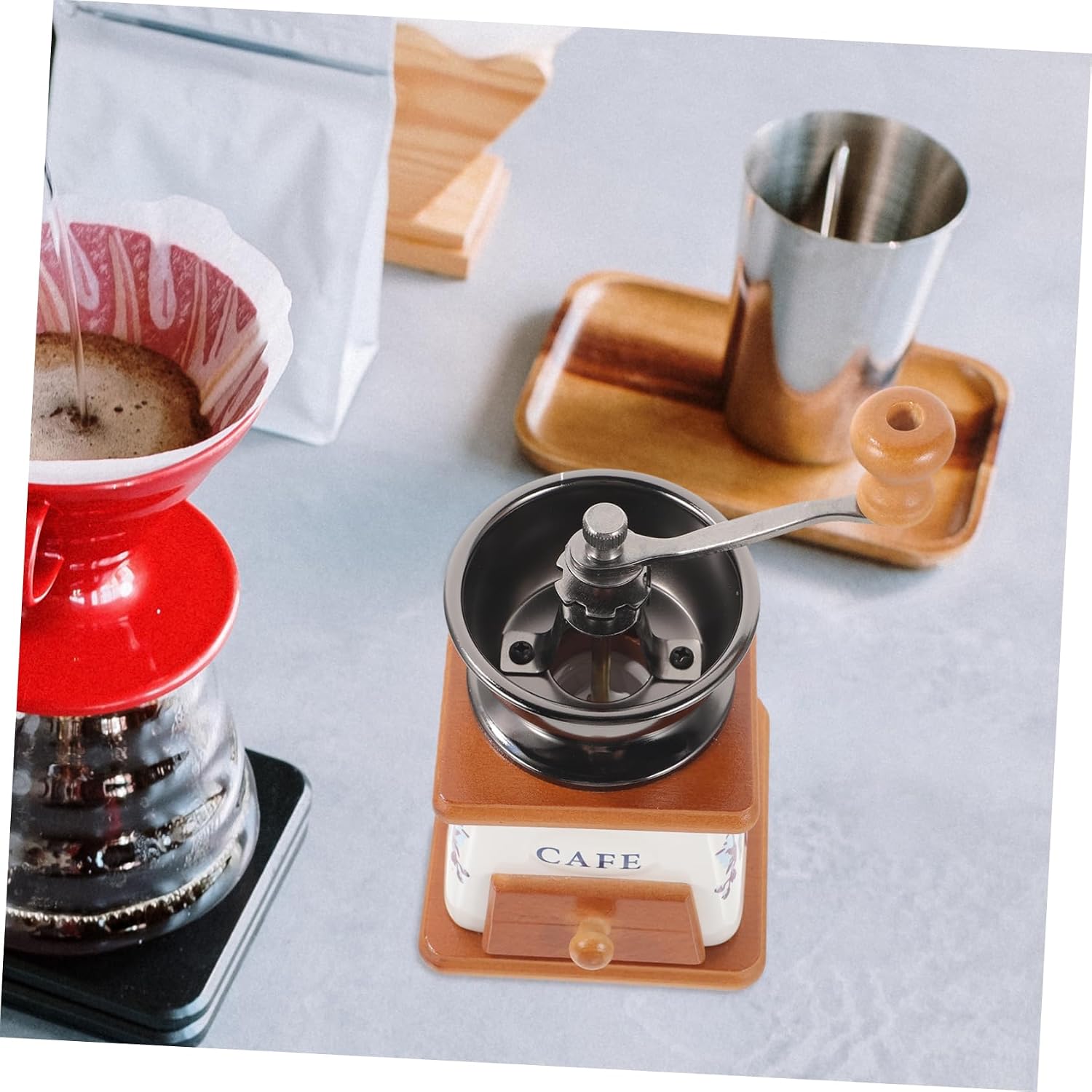 BESPORTBLE Manual Coffee Vintage Antique Coffee Bean Coffee Coffee Roller with Cast Iron Hand Crank Grains for Home Kitchen