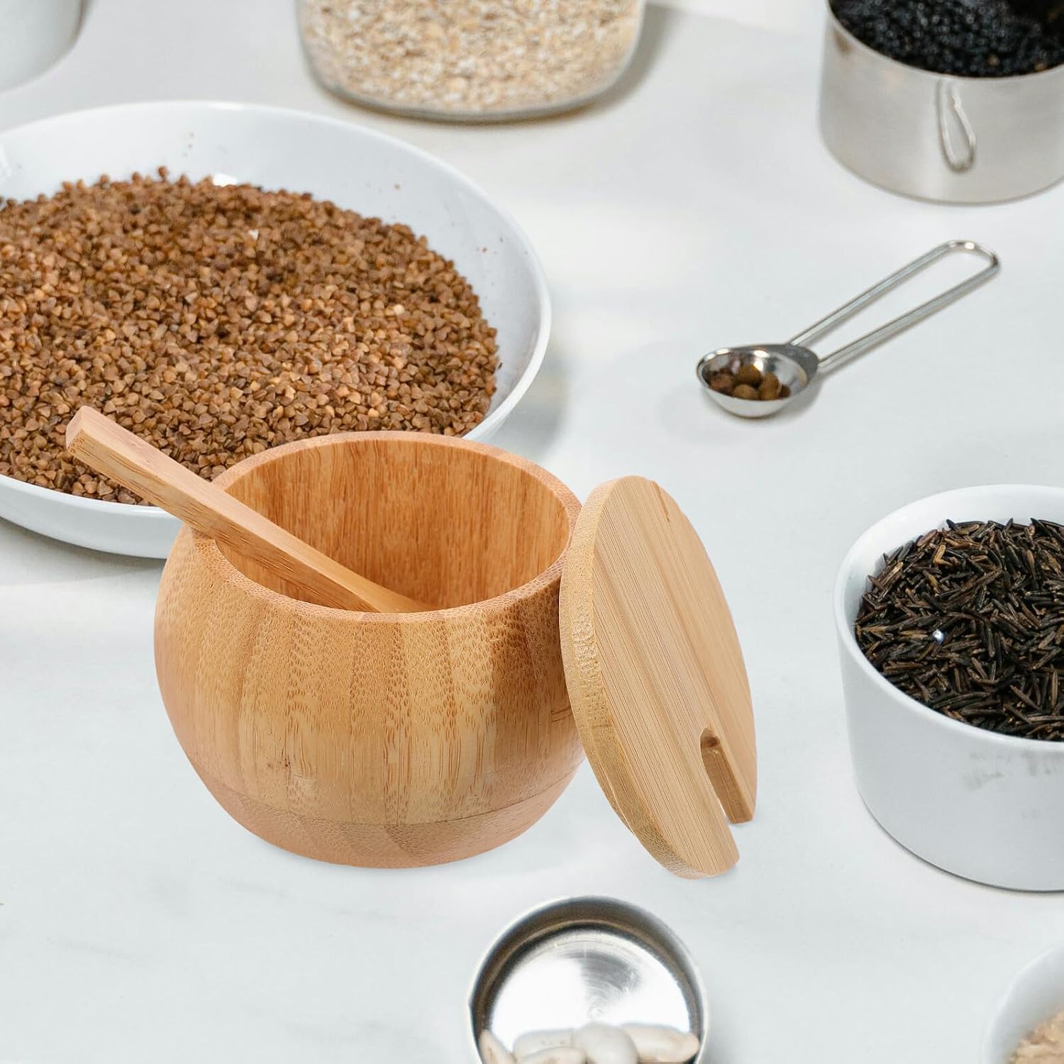 BETOOKY Condiment Pot with Lid and Spoon 150g Carbonized Salt Container Reusable Kitchen Spice Jar for Home Cooking and Dining
