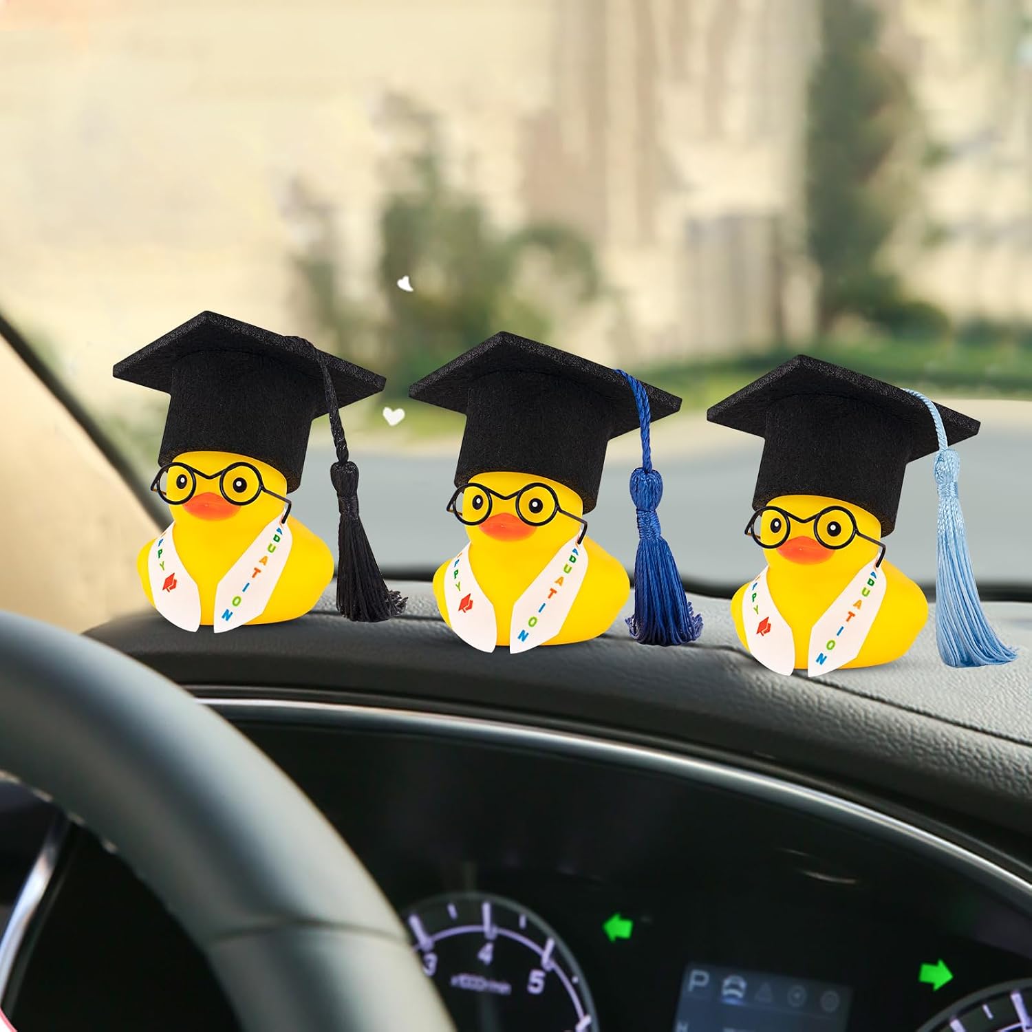 wonuu Graduation Stole Rubber Duck, Car Dashboard Duck, Funny Grad Gift Yellow Ducky for Friends Classmates Graduation Party Decor (Black)