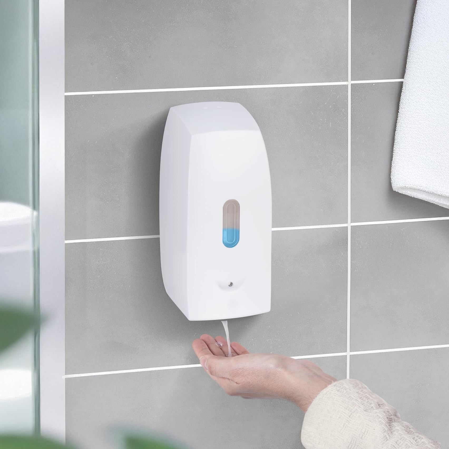 WENKO Seifenspender Mod. Tirano automatischer Infrarot Sensor klebend oder schraubbar 500 ml nachfüllbar Bad Dusche WC Kunststoff Weiß 10x20,5x9,5 cm