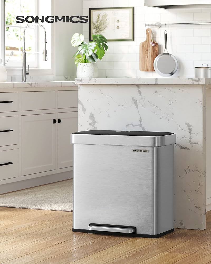 Amazon.com: SONGMICS Kitchen Trash Can, 16 Gallon (2 x 8