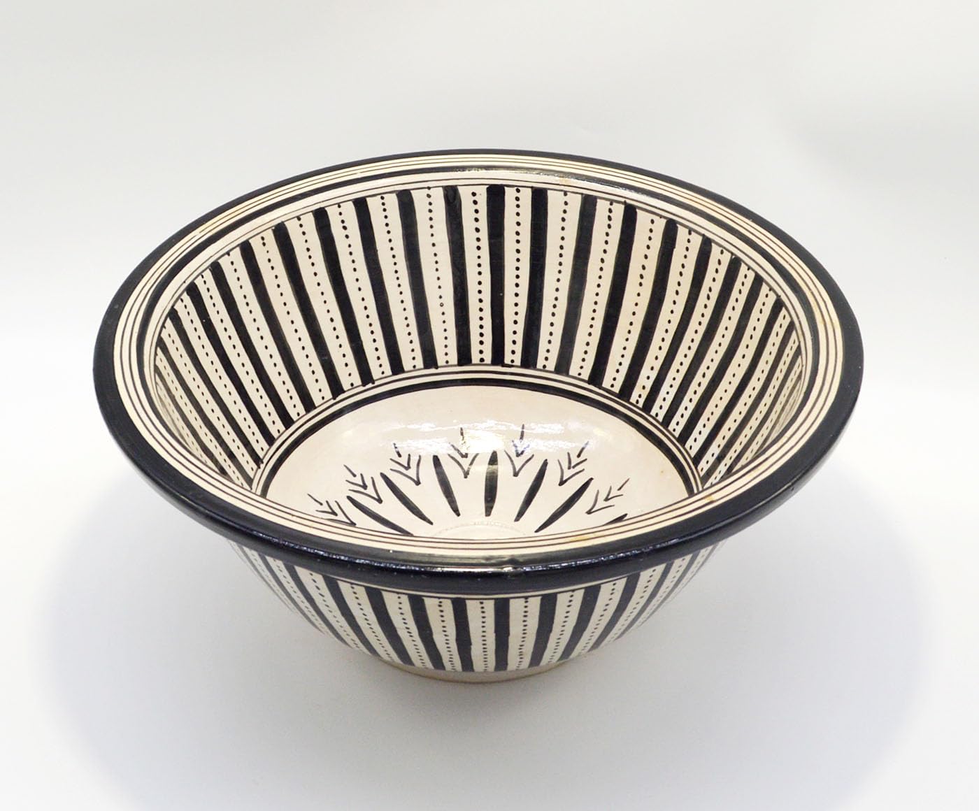 Maison Andaluz Multicoloured Black And White Ceramic Hand Painted Moroccan Bathroom Sink Basin - Round, Painted Inside Out - White Clay - Ø 30 H 14 Cm
