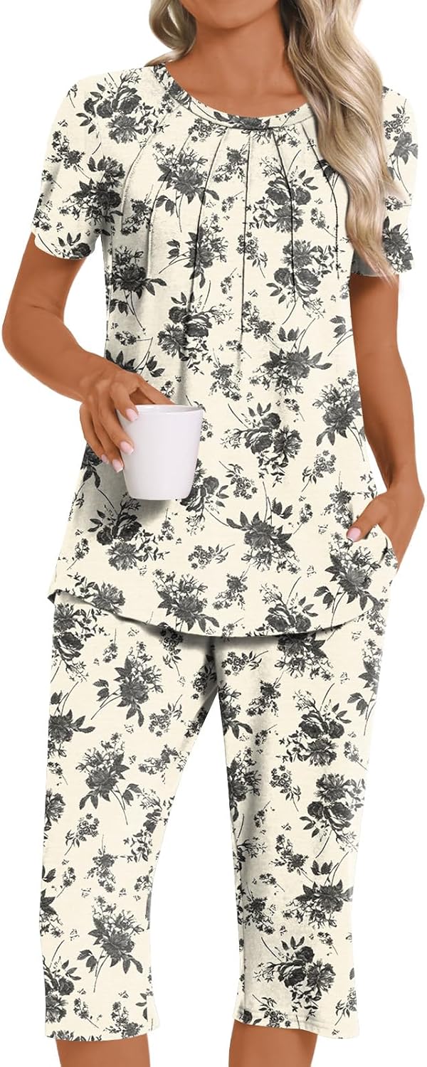 Womens Summer 2 Piece Pajama Sets 2026 Casual Loungewear Short Sleeve Sleepwear with Pockets